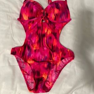 Size 10 women’s bathing suits